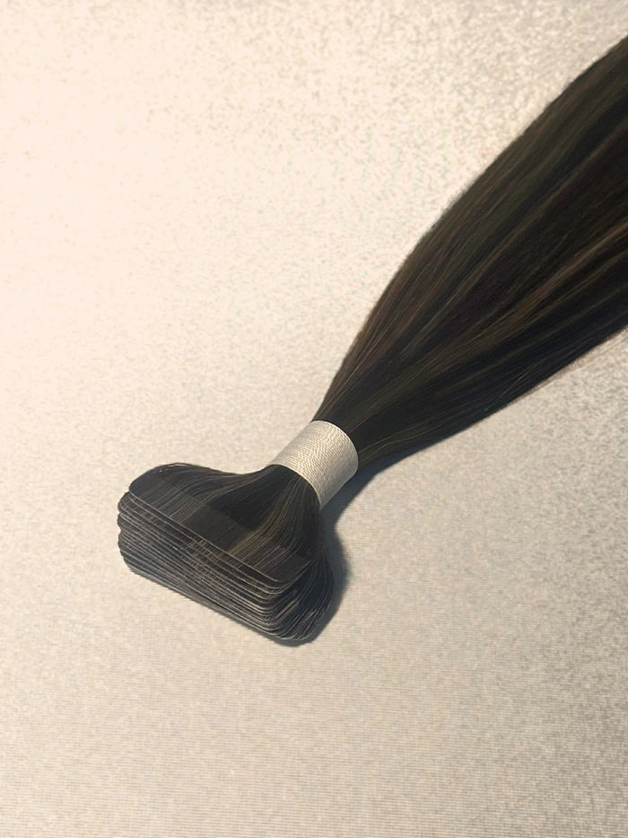 Mocha Cookie(#P226)Classic Tape In Hair Extensions